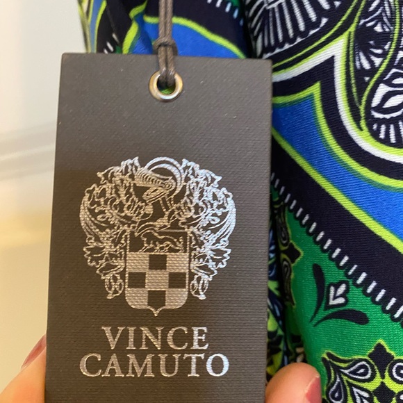 Formal dress - Picture 4 of 4